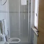 Отель Centrale 2*